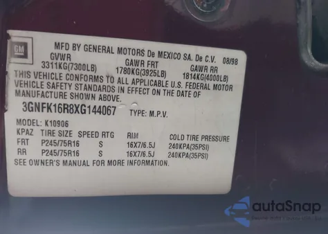 1999 Chevrolet Suburban 1500 Lt z USA, uszkodzony, nr VIN 3GNFK16R8XG144067